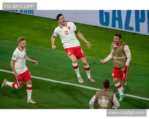 北京足球队在欧锦赛中的团队协作表现分析与点评