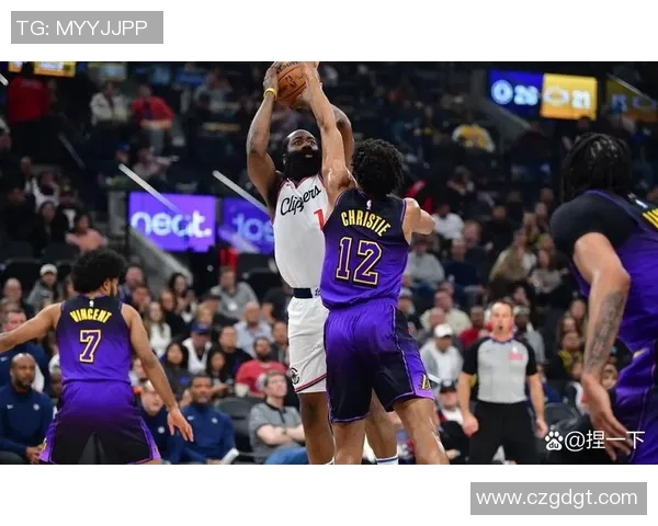 快船与湖人激战在即竞彩分析与预测全方位解读