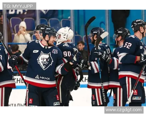 明斯克迪纳摩对阵莫斯科迪纳摩精彩赛事回顾与分析