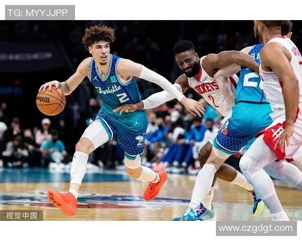 火箭队对阵黄蜂队精彩赛事回顾及迅雷下载资源分享