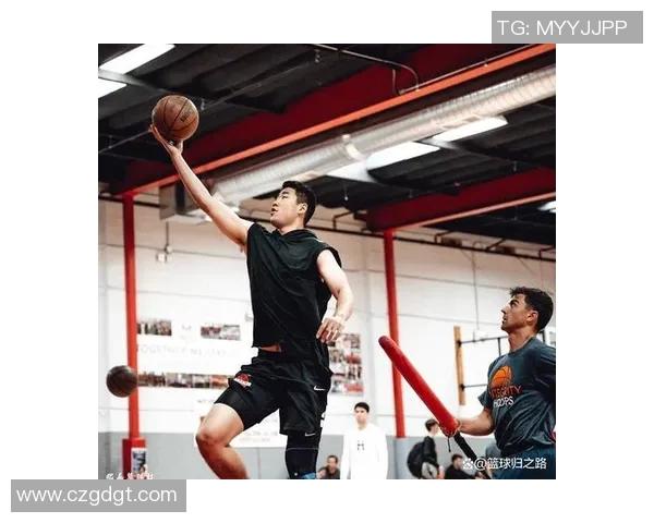 王泉泽的篮球之路从校园到职业赛场的成长与挑战