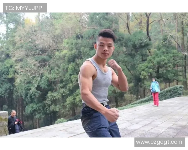 刘铮:从篮球场上的拼搏到人生舞台的蜕变与成长之路