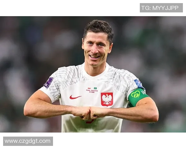 莱万重返德甲与旧主交锋拜仁球迷怒斥其背叛与忘恩负义 莱万重返德甲与旧主交锋拜仁球迷怒斥其背叛与忘恩负义